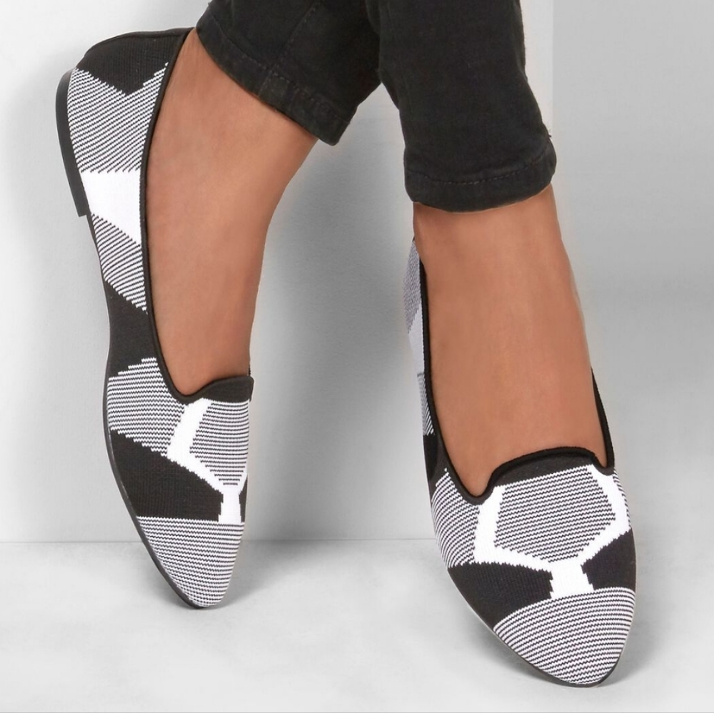 Skechers Cleo Sherlock Black White Slip On Stretch Flats Size 11